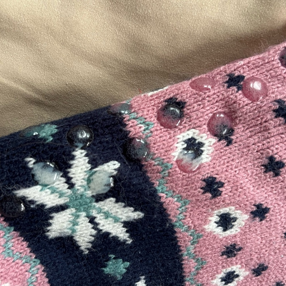 Fluffy Slipper Socks - Picture 3 of 4